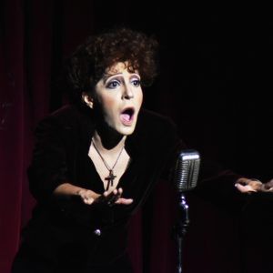 Mariaca Semprún como Edith Piaf