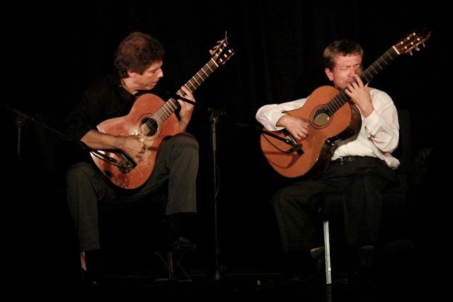 guitarrisimo1 Enrique Bravo & Luis Quintero