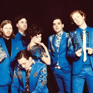 Indie rock de 2017 en Acto de Fe (Agosto 20, 2017) Arcade Fire