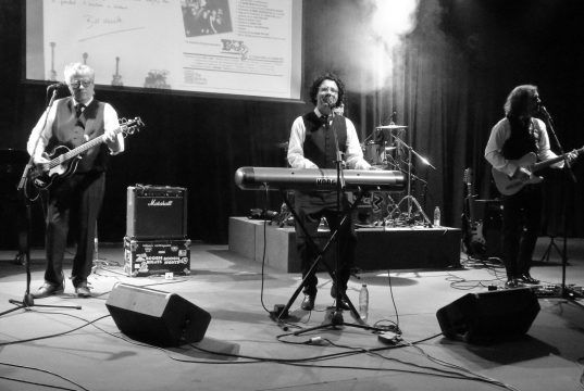 Los Beat3