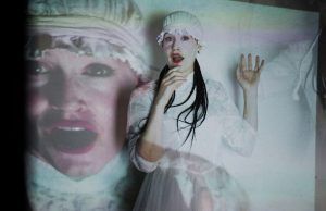 CocoRosie «Smash My Head» (video oficial)