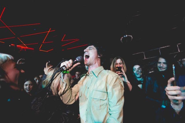 FatWhiteFamily_SalaBut-8b Fat White Family