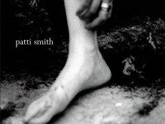 Trampin’: el apasionado noveno álbum de Patti Smith Patti Smith Trampin'