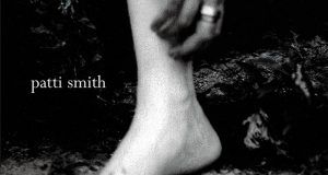 Patti Smith Trampin'