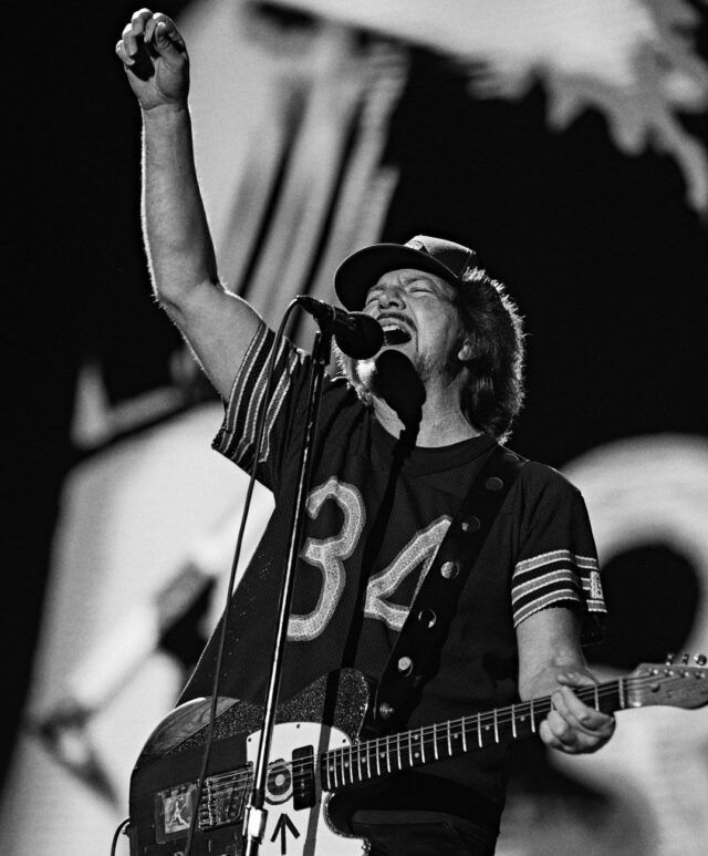 2024MadCool_AndresIglesias_PearlJam_0006 b Mad Cool Pearl Jam