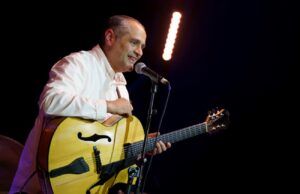 Pedro Barboza dando cátedra de jazz paisajista e intimista Pedro Barboza