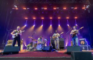 Botánica salvaje y canciones sin nido: la hermosa anomalía de Big Thief en Madrid Big thief en Noches del Botánico